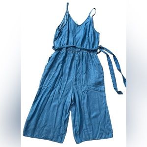 A New Day denim jumpsuit with pockets!